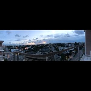 Meet your Posher, Carla